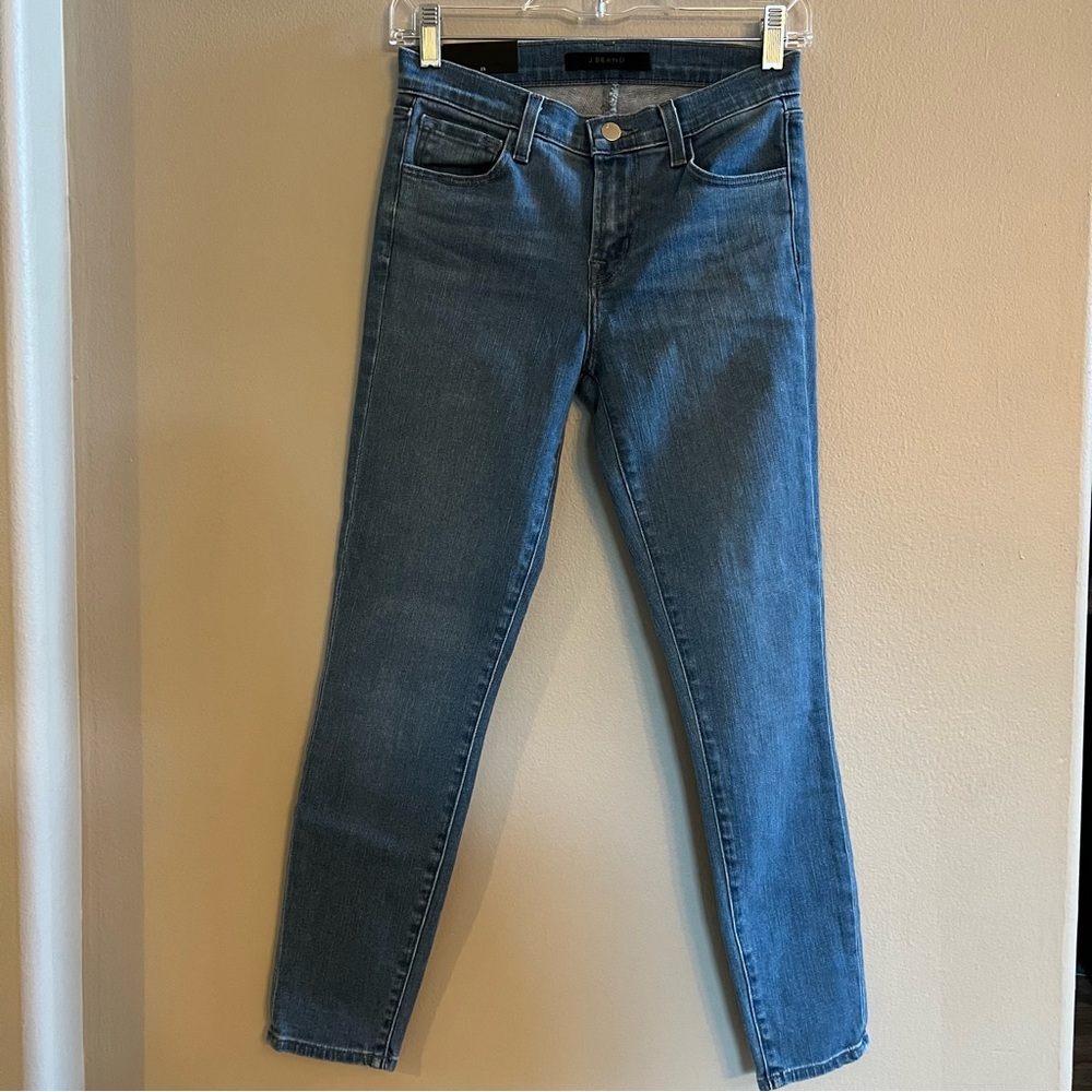 New J Brand Mid-Rise Crop Skinny Jean size 25